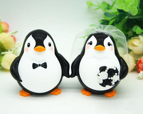 Wedding Cake Toppers Penguins Themed With White Black Bouquet,Penuins Wedding Cake Toppers Black White Themed,Love Bird Wedding Cake Toppers